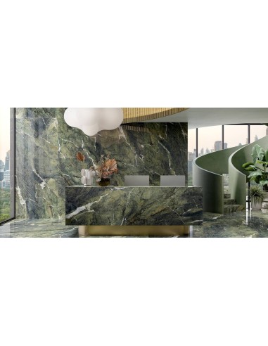 Gres porcellanato effetto marmo verde Fantastic Green | Rak Ceramics